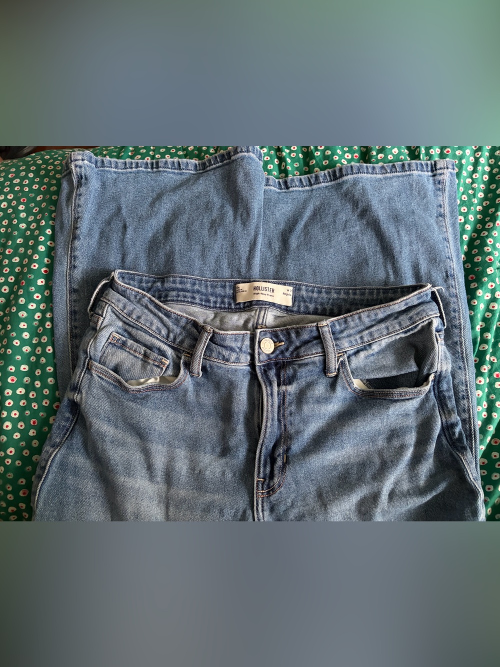 Hollister High-Rise Light Blue Denim Jeans size 31 12R